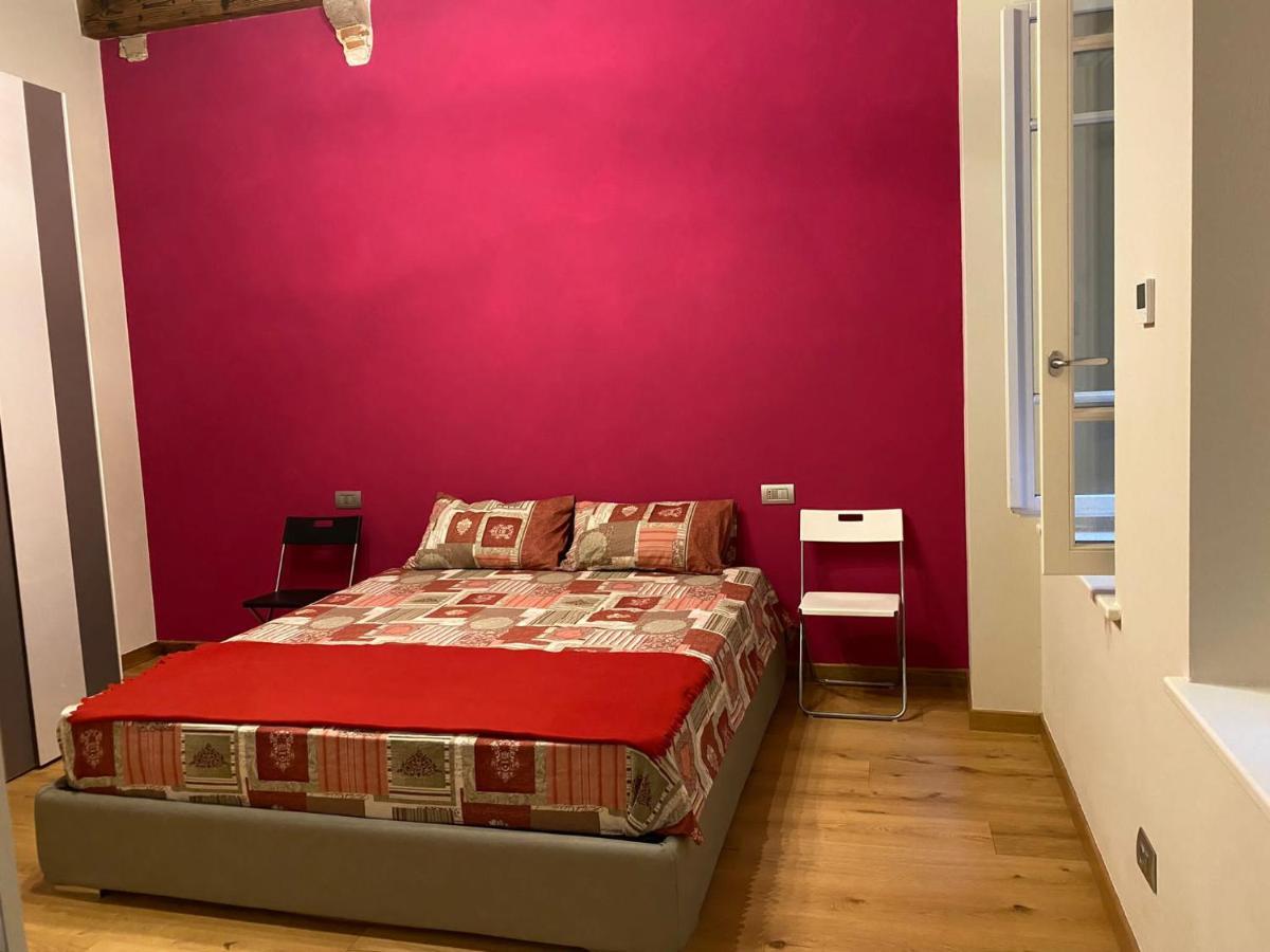 Appartement Nuovo Centro Citta Vicino Piazza Anfiteatro - Parcheggio Biciclette à Lucques Extérieur photo